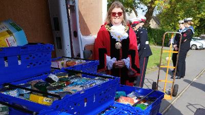 Eastbourne Mayor with Foodbank donations